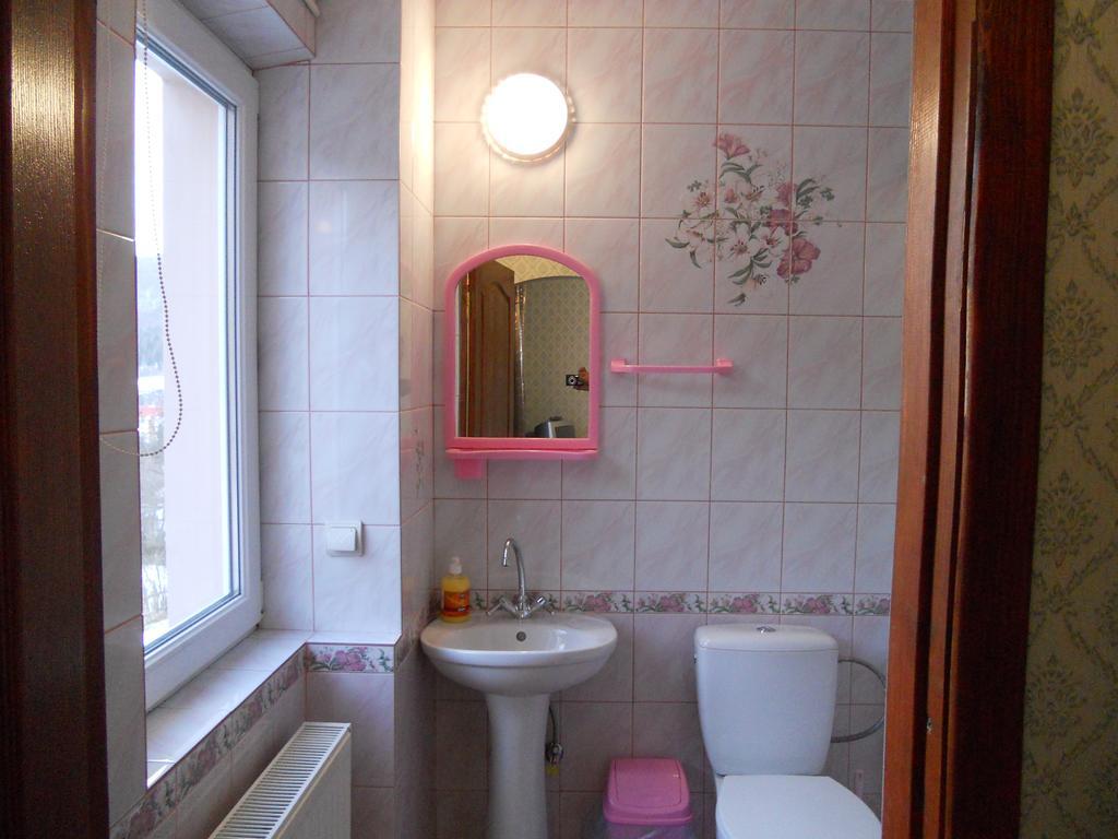 Guest House Ivanna Yaremche Exterior photo
